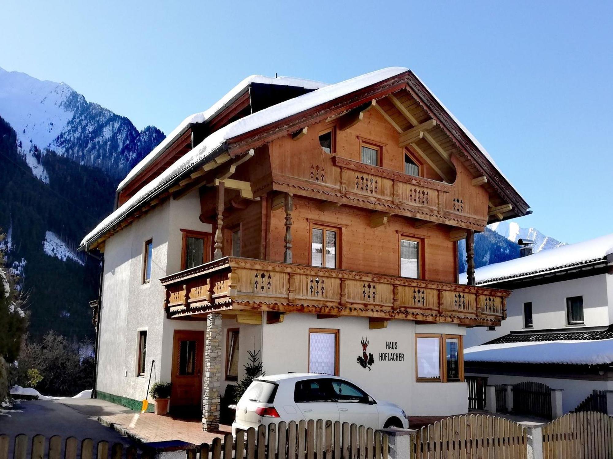 Apartment In Mayrhofen With A Balcony Exterior foto