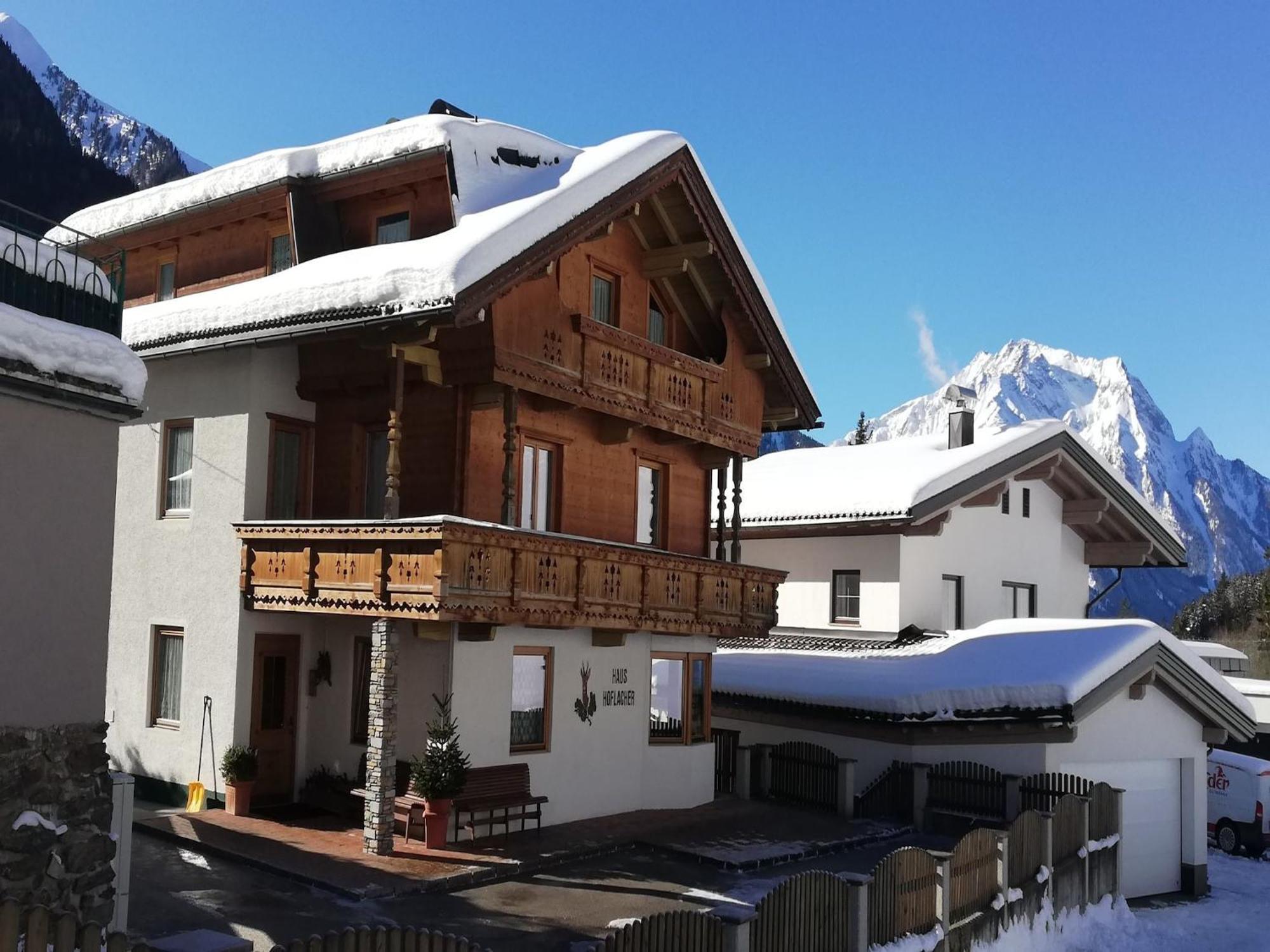 Apartment In Mayrhofen With A Balcony Exterior foto